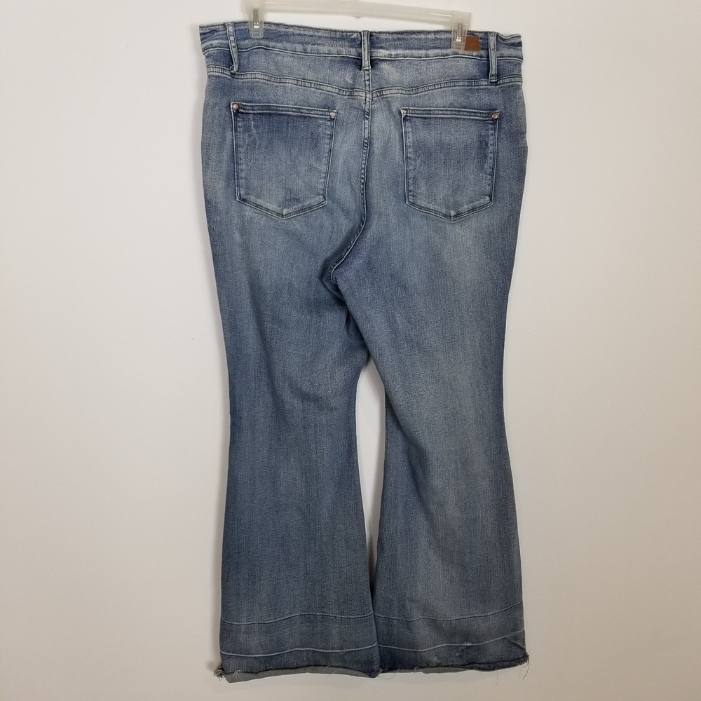 Judy‎ Blue Women Flare Jeans Sz 20W Blue Mid Rise Denim City Boot Cut Stretchy - Picture 4 of 8